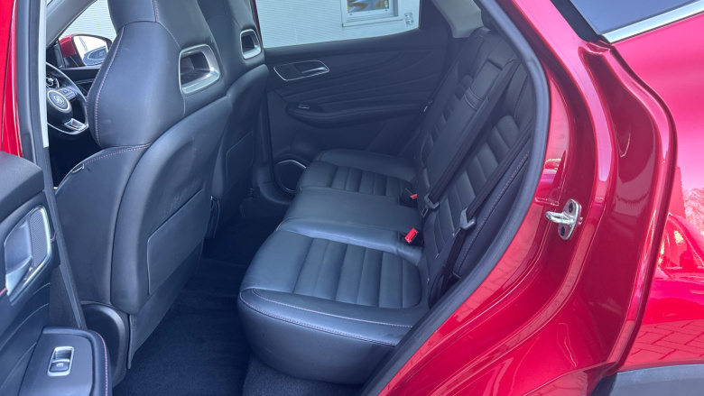 MG Hs 1.5 T-GDI Exclusive 5dr Petrol Hatchback